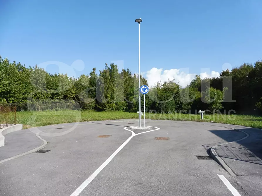Immagine 1 di Terreno residenziale in vendita  in Via Santa Romana a Schiavon