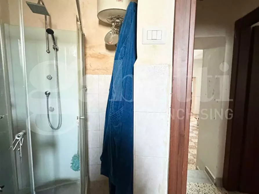 Immagine 15 di Casa indipendente in vendita  in Via Madonna del Principio, 23 a Torre Annunziata