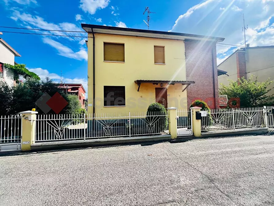 Immagine 1 di Casa bifamiliare in vendita  in Via verdi, 11/13 a Scandiano