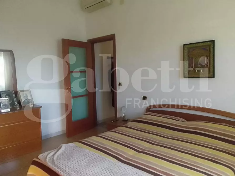 Immagine 6 di Appartamento in vendita  in Via C.BATTISTI, 15 a Taranto