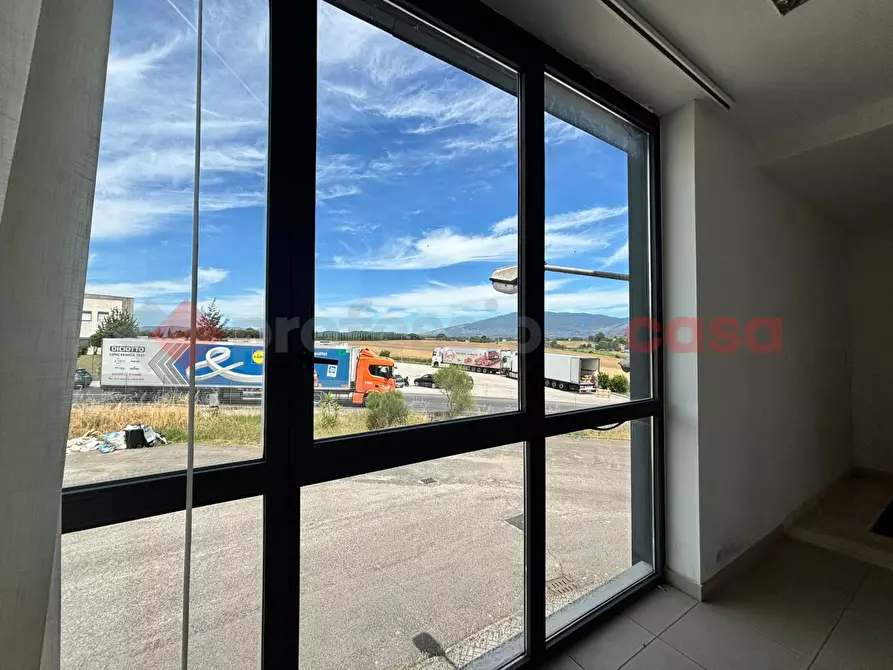 Immagine 9 di Magazzino in affitto  in Via Cangiano, 13 a Anagni