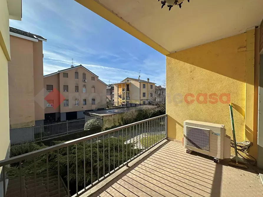 Immagine 32 di Villa in vendita  in Via Delle Robinie a Opera