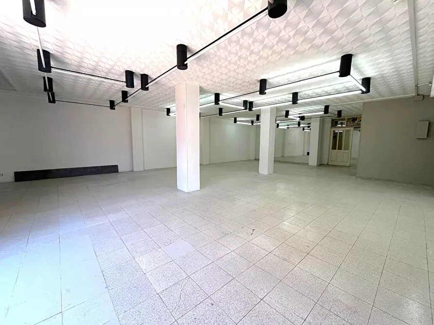 Immagine 5 di Attività commerciale in affitto  in Via SAN GIOVANNI BOSCO, 66 a San Severo