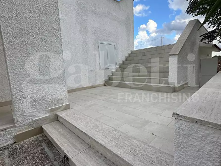 Immagine 25 di Villa in vendita  in Contrada Vallegna, sn a Ostuni
