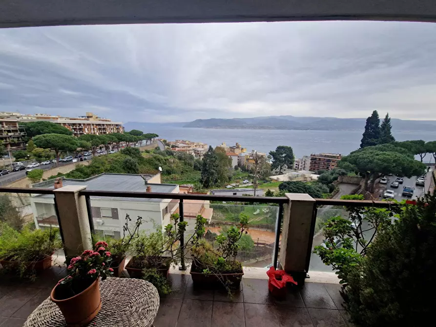 Immagine 3 di Appartamento in vendita  in Via Nuova Panoramica dello Stretto, 582 a Messina