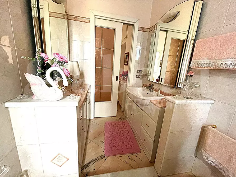 Immagine 21 di Appartamento in vendita  in Via Lungomare G. Caboto, 216 a Gaeta