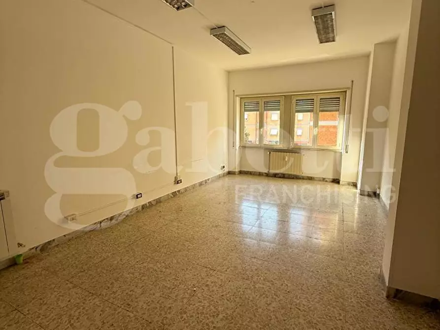 Immagine 20 di Ufficio in vendita  in Via dei salici, 65 a Rieti