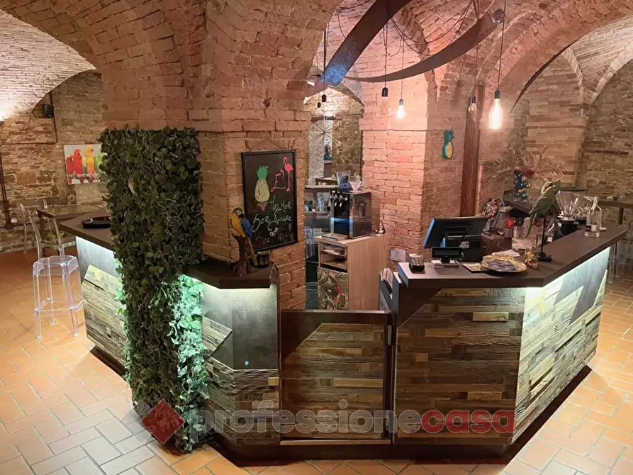Immagine 2 di Attività commerciale in vendita  in Via Fiorenzuola a Perugia