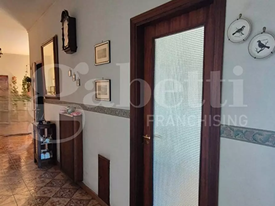 Immagine 15 di Appartamento in vendita  in Corso Umberto I, 68 a Torre Annunziata