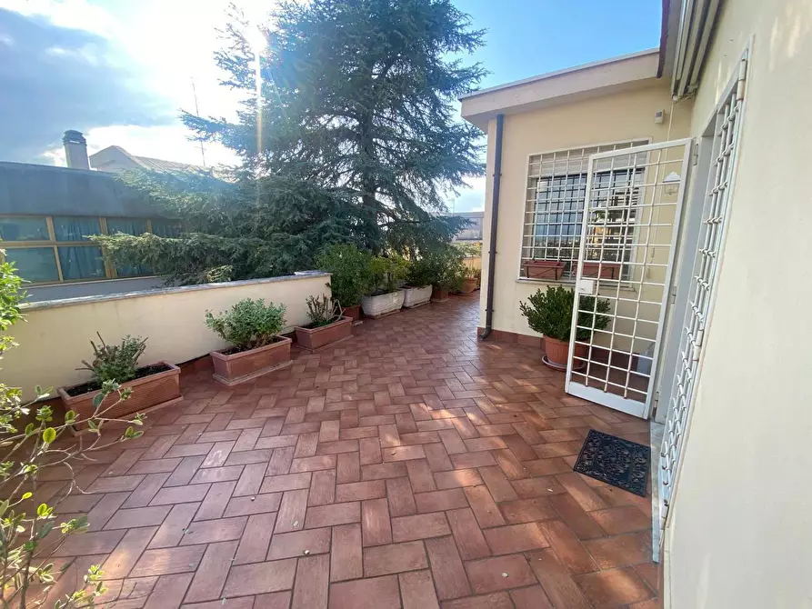 Immagine 27 di Appartamento in affitto  in Via Della Pineta Sacchetti, 100 a Roma