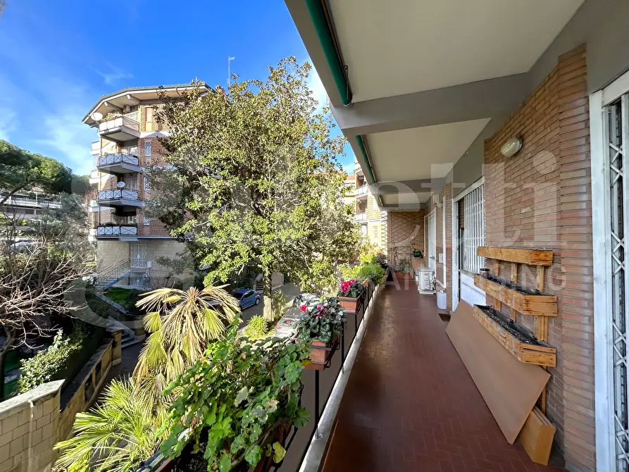 Immagine 11 di Appartamento in vendita  in Via di Vigna Murata, 1 a Roma