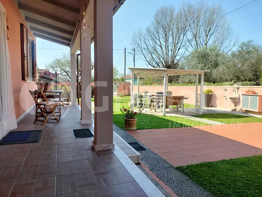 Immagine 24 di Villa in vendita  in Via ALTETA a Massa