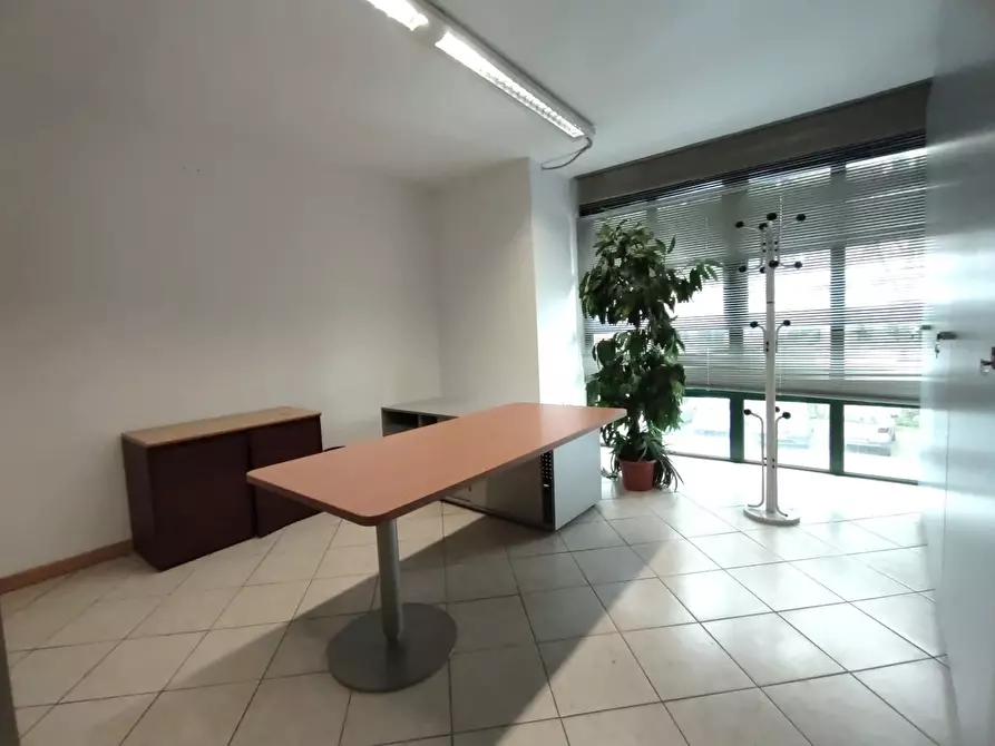 Immagine 7 di Ufficio in affitto  in Via del Macello a Perugia