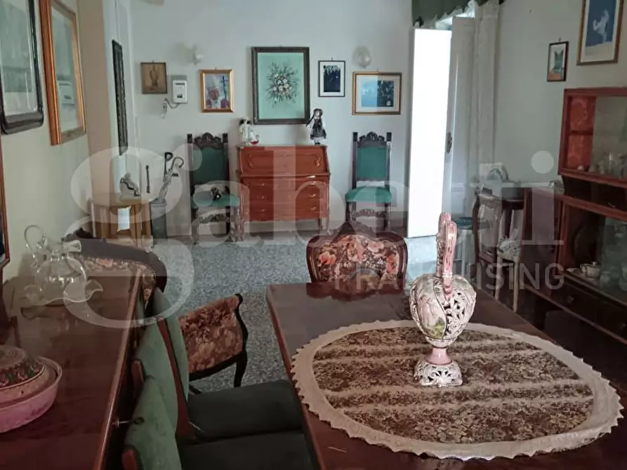 Immagine 14 di Appartamento in vendita  in Via DANTE, 184 a Taranto