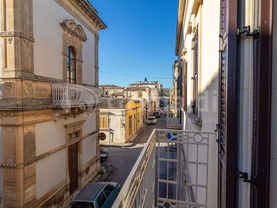 Immagine 4 di Casa indipendente in vendita  in Via Genovesi, 46 a Noto