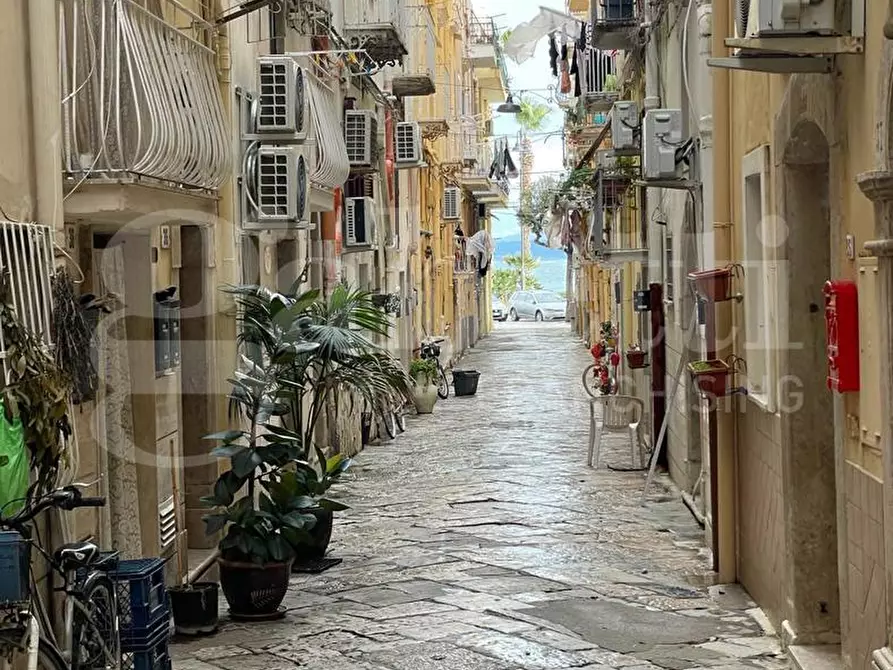 Immagine 14 di Appartamento in vendita  in Vico 11 Lungomare G. Caboto, 41 a Gaeta