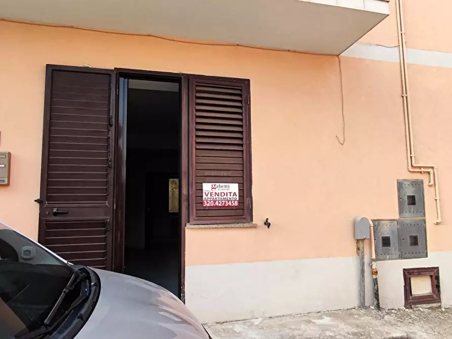 Immagine 1 di Appartamento in vendita  in Via BRACONI, 4 a Girifalco