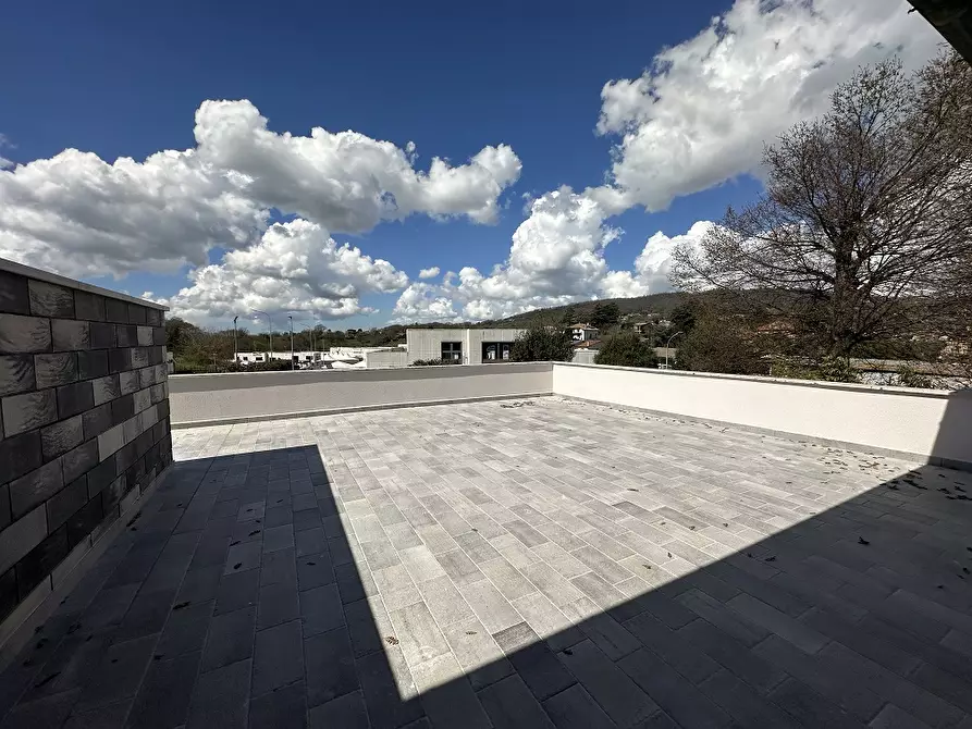 Immagine 3 di Terratetto in vendita  in Via DEI PLATANI, 00 a Manziana