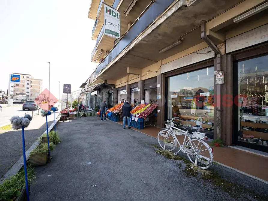 Immagine 22 di Negozio in vendita  in Via Casilina 62, 138 a Anagni