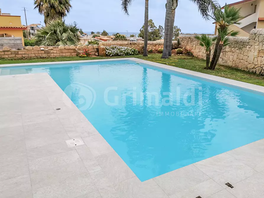 Immagine 12 di Villa in vendita  in Via C. di Lorenzo Borgia a Noto