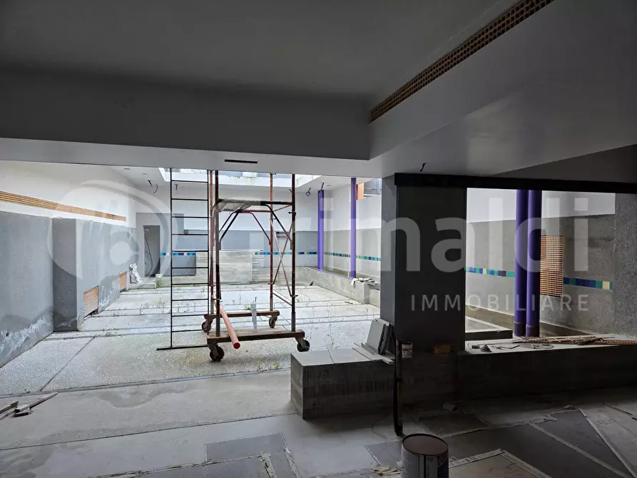 Immagine 5 di Negozio in affitto  in Via Lago Grande Ganzirri a Messina