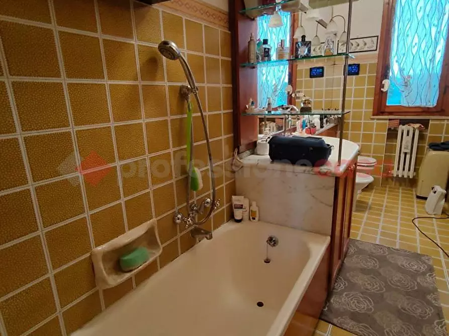 Immagine 32 di Appartamento in vendita  in Via Martiri delle Fosse Ardeatine a Castelfiorentino