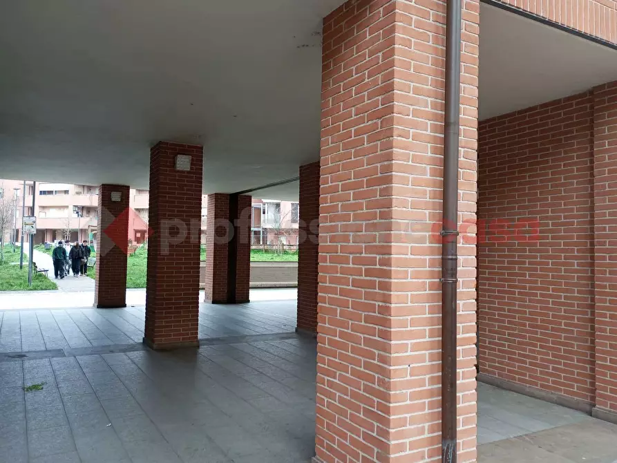 Immagine 4 di Negozio in affitto  in Via GABRIELE D'ANNUNZIO a Firenze