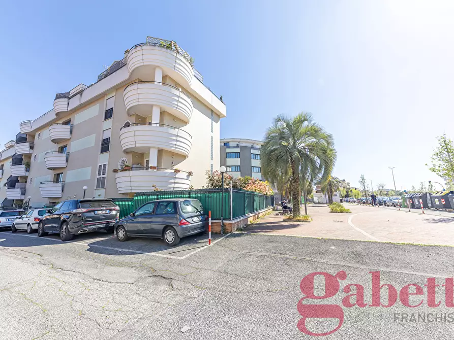 Immagine 3 di Attico in vendita  in Via Cardinal Celso Costantini, 4 a Roma