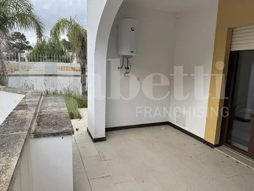 Immagine 3 di Appartamento in vendita  in Via Vittorio Veneto, 15 a Giurdignano