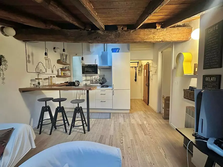 Immagine 1 di Appartamento in affitto  in Via Castiglione, 77 a Bologna