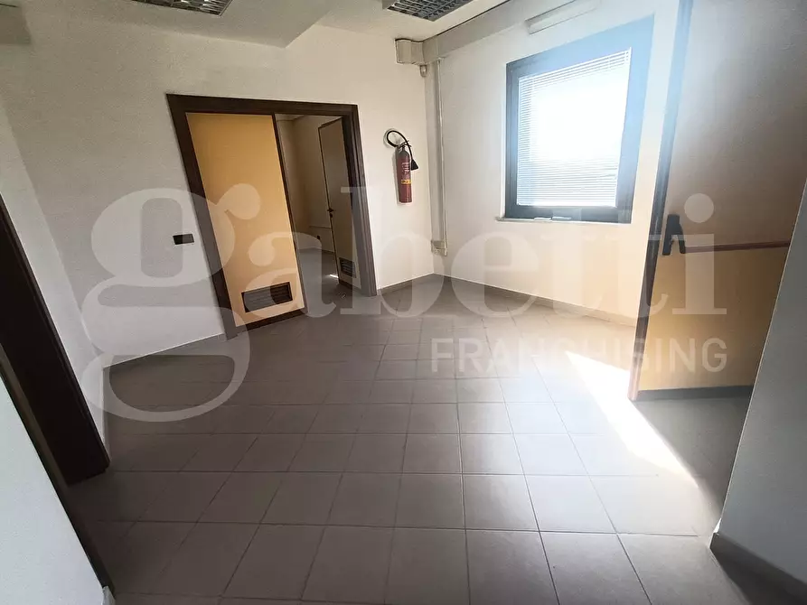 Immagine 10 di Ufficio in affitto  in Contrada BELLINO, SNC a Catanzaro
