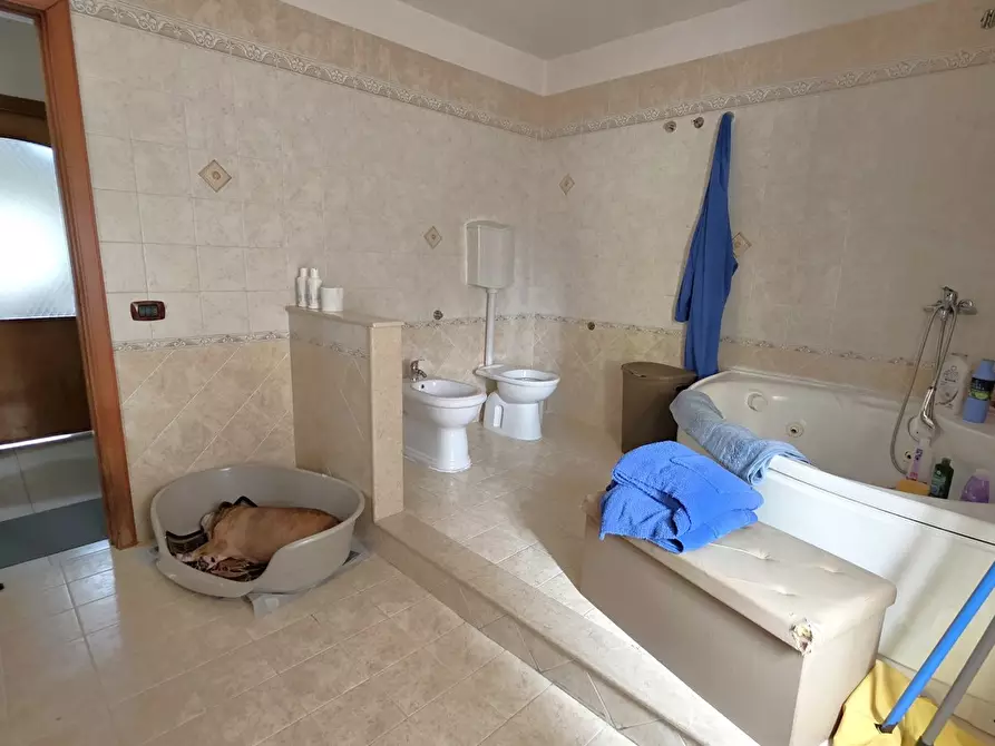 Immagine 32 di Appartamento in vendita  in Via Maiori, 7 a Napoli