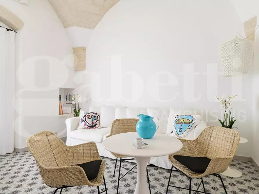 Immagine 4 di Appartamento in vendita  in Viale Raone da Ostuni a Ostuni