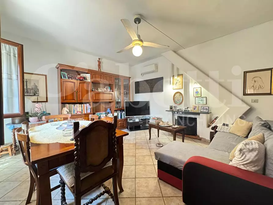 Immagine 7 di Casa trifamiliare in vendita  in Viale perseo, 27 a Ardea