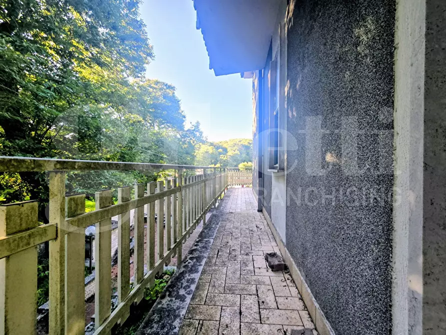 Immagine 32 di Villa in vendita  in Via Roccamassima a Segni