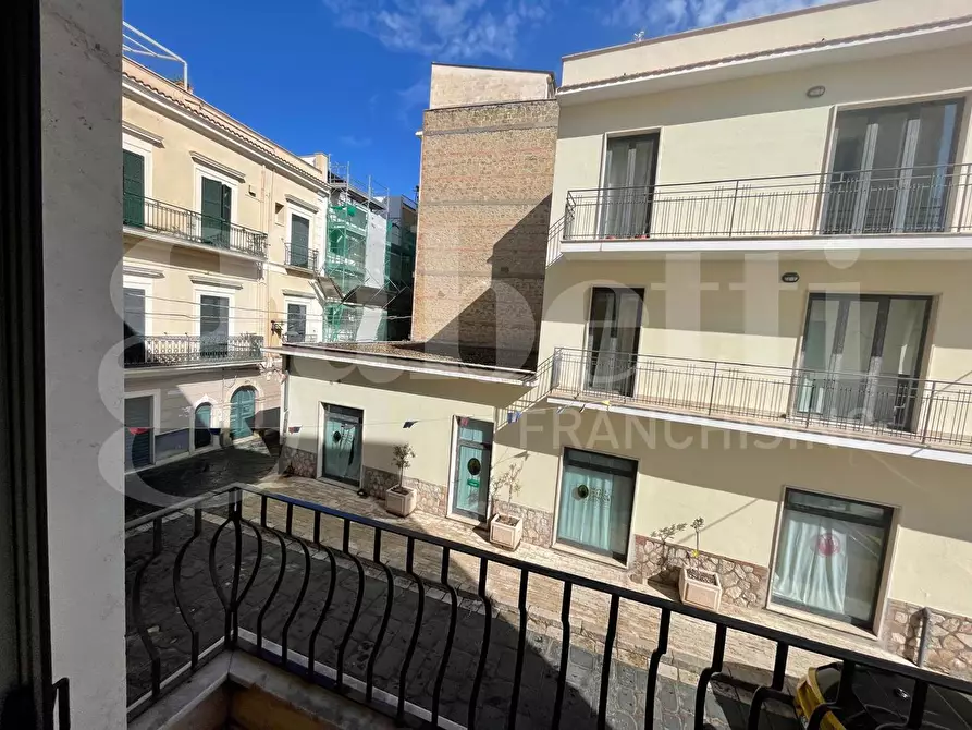 Immagine 20 di Appartamento in vendita  in Traversa Piazza Mare all'Arco, 5 a Gaeta