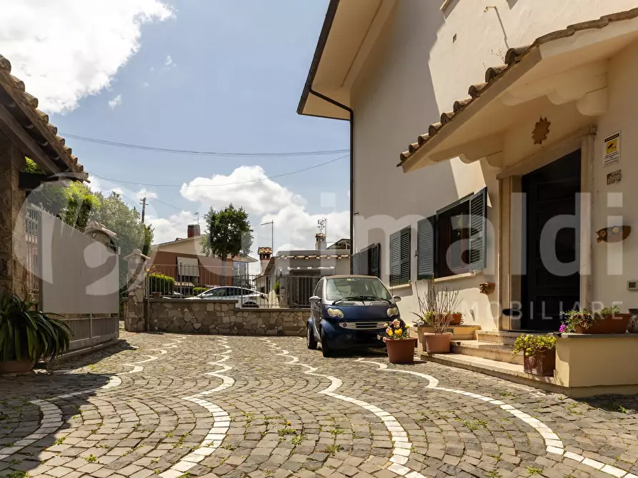 Immagine 48 di Villa in vendita  in Via Anagnina a Grottaferrata