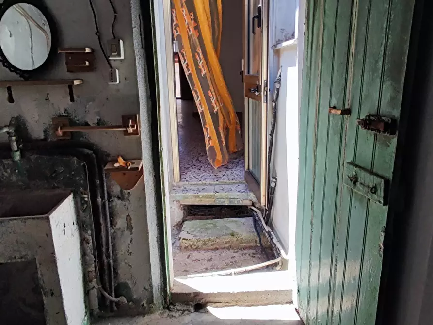 Immagine 26 di Appartamento in vendita  in Via FONTANA, 54/56 a Girifalco