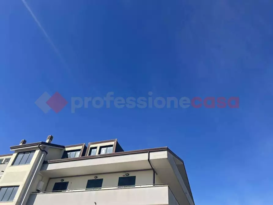 Immagine 22 di Attico in vendita  in Via Rimembranza, 0 a Vitulazio