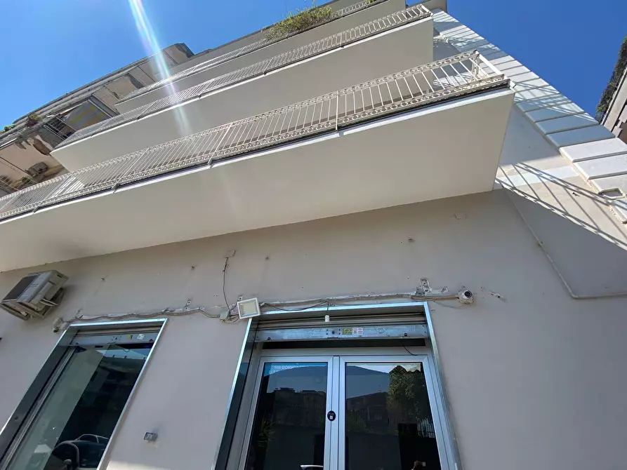 Immagine 2 di Negozio in affitto  in Via San Martino, 119 a San Giorgio A Cremano