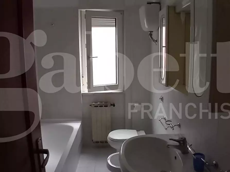 Immagine 8 di Appartamento in affitto  in Via Cristoforo Colombo, 14 a Gaeta