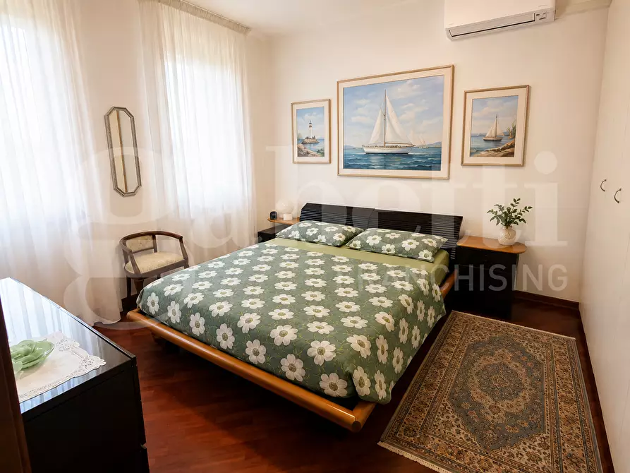 Immagine 24 di Villetta a schiera in vendita  in Via PELLESTRINA - SAN PIETRO IN VOLTA a Venezia