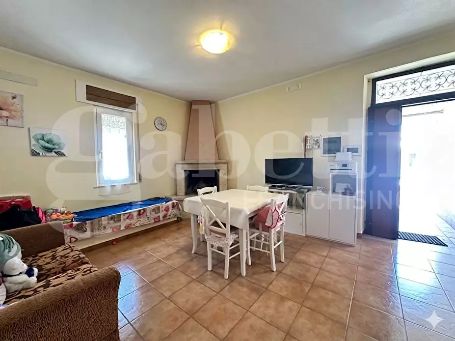 Immagine 4 di Appartamento in vendita  in Via Viale Marino, 82 a Ardea