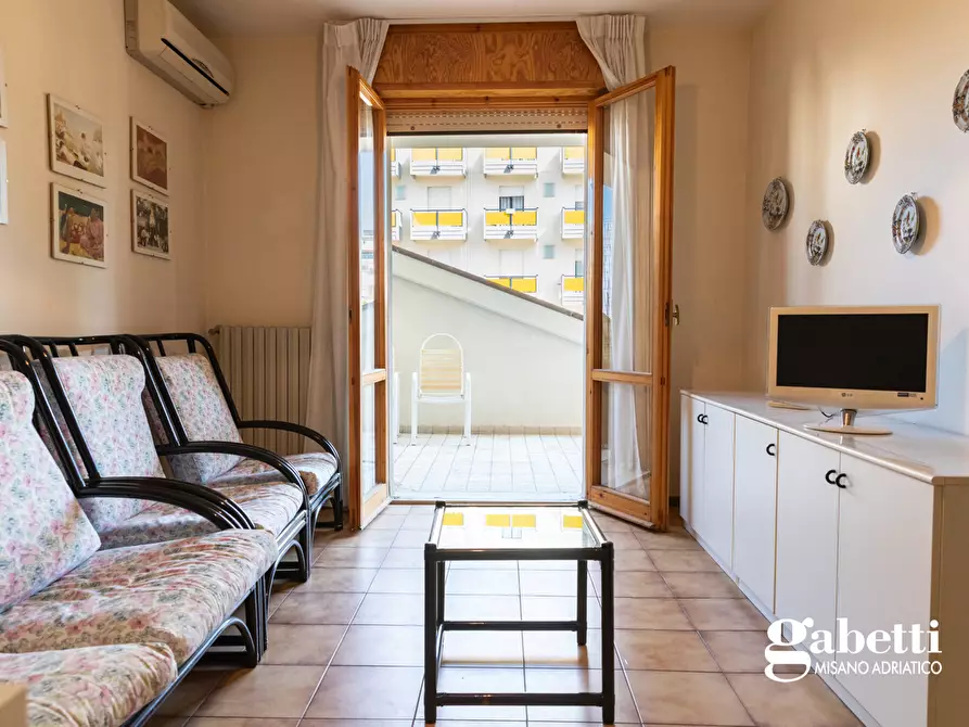 Immagine 4 di Appartamento in vendita  in Viale Gabriele D'Annunzio, 183 a Riccione