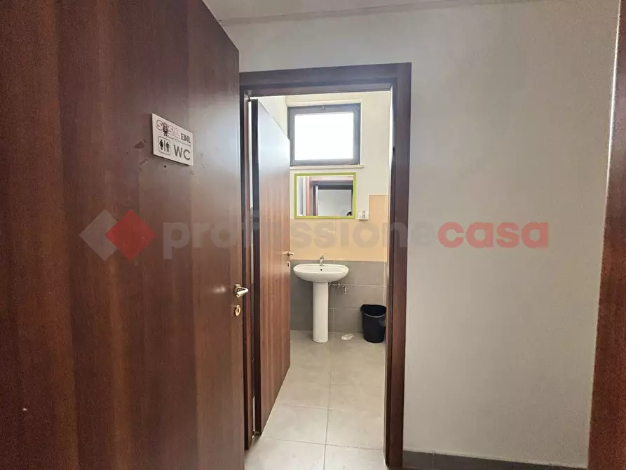 Immagine 4 di Magazzino in affitto  in Via Cangiano, 13 a Anagni