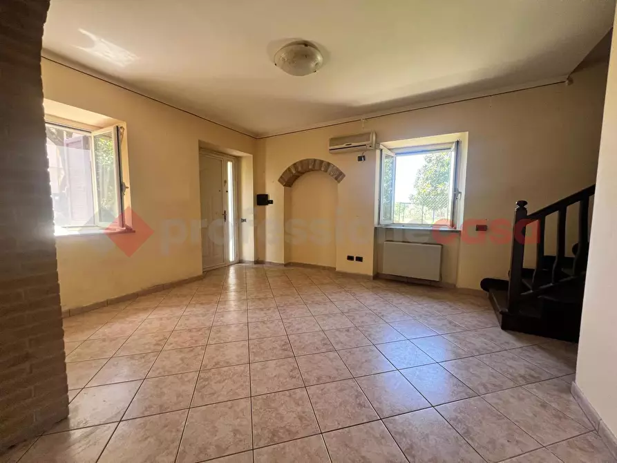 Immagine 8 di Terratetto in vendita  in Via fraz. San Giacomo, via Inghilterra a Spoleto