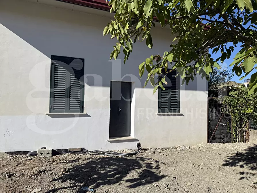 Immagine 21 di Casa indipendente in vendita  in Viale MAGNA GRECIA, 128/B a Catanzaro