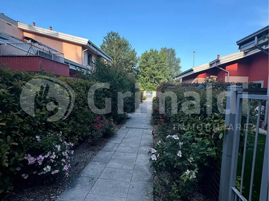 Immagine 2 di Appartamento in vendita  in Via Calipari, 9 a Lungavilla