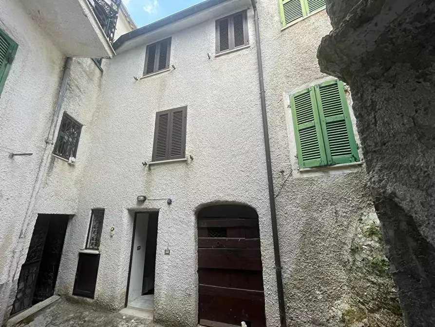 Immagine 1 di Appartamento in vendita  in Via Poggio, 4 a Campoli Appennino