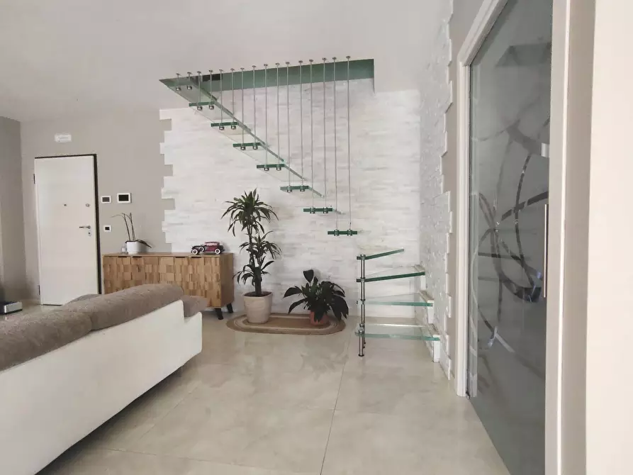 Immagine 6 di Appartamento in vendita  in Via GENTILE a San Severo